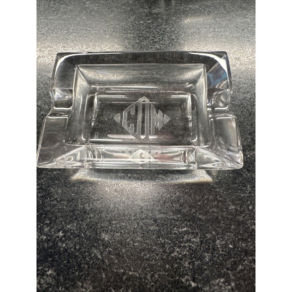 Vintage 1950's Cut Trinket Box Monogrammed Cigarette Box & 2 Cigarette Ash Trays - Picture 2 of 5